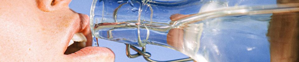 Compromiso con la hidratación/ medioambiente y beneficios